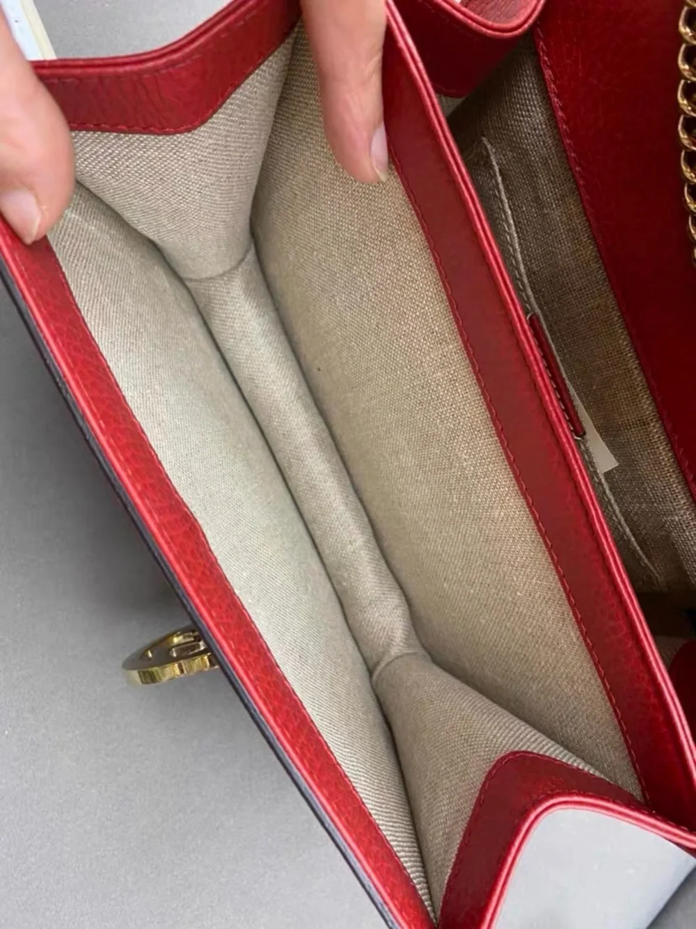Gucci Red Pebbled Leather Crossbody with Gold Interlocking G